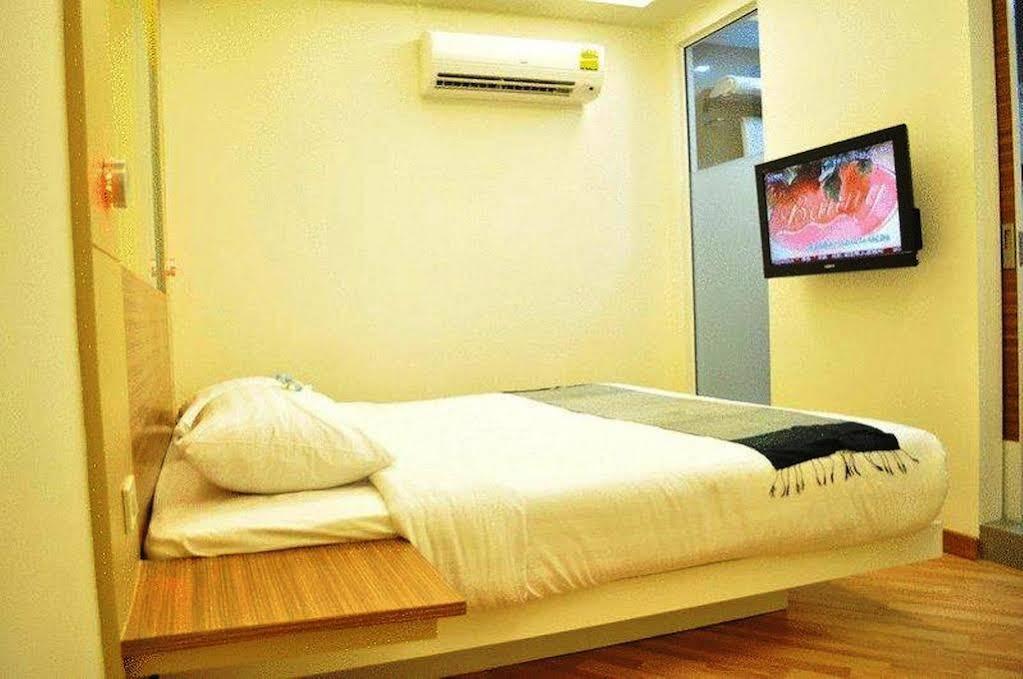 Studio Asoke Банкок Екстериор снимка